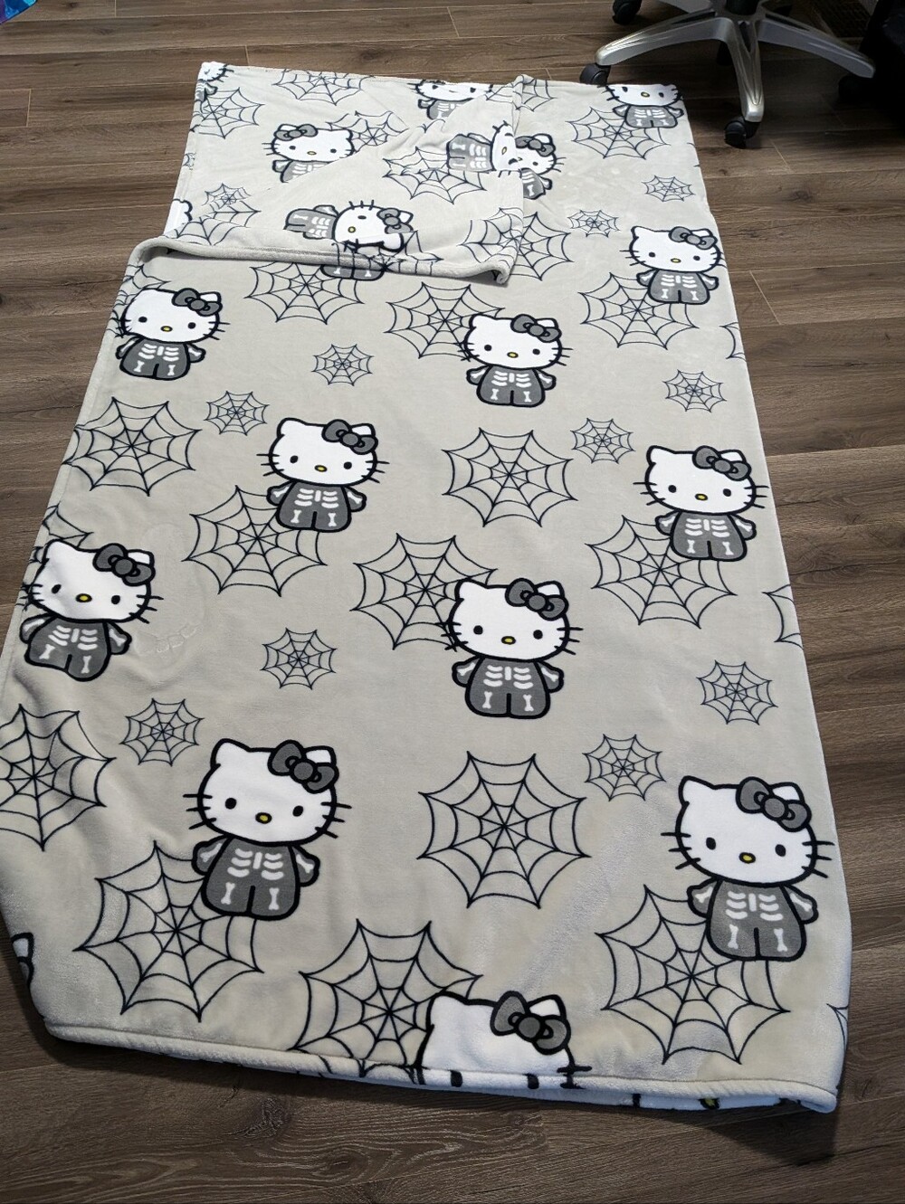 King Size. Hello Kitty Grey Halloween Blanket with Skeleton & Spiderwebs